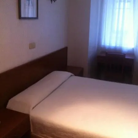 Hotel Monumental 2*