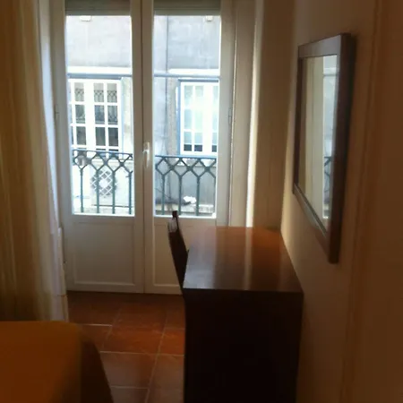 Monumental Hotel 2*